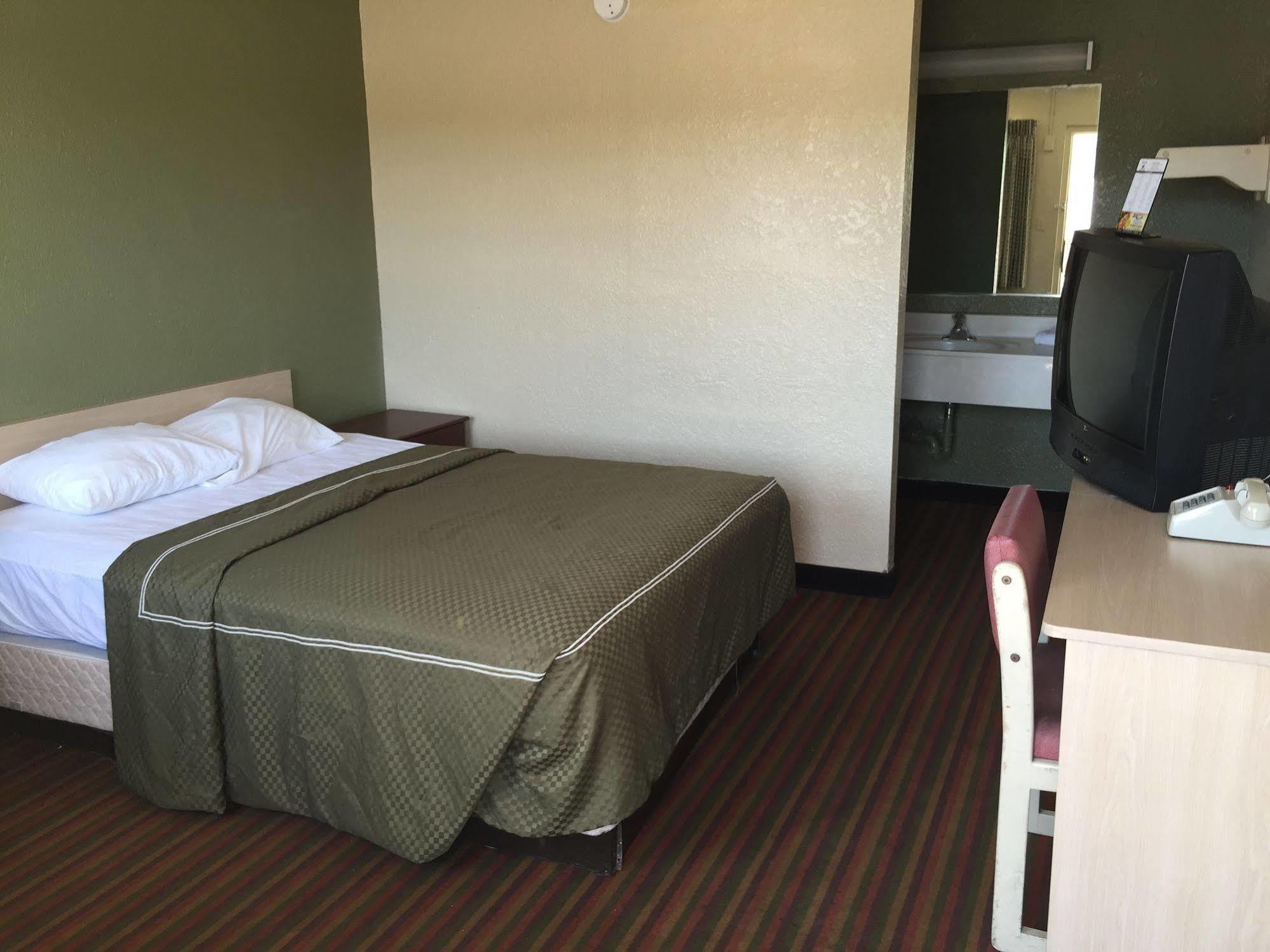 Oyo Hotel Tucson Downtown 外观 照片