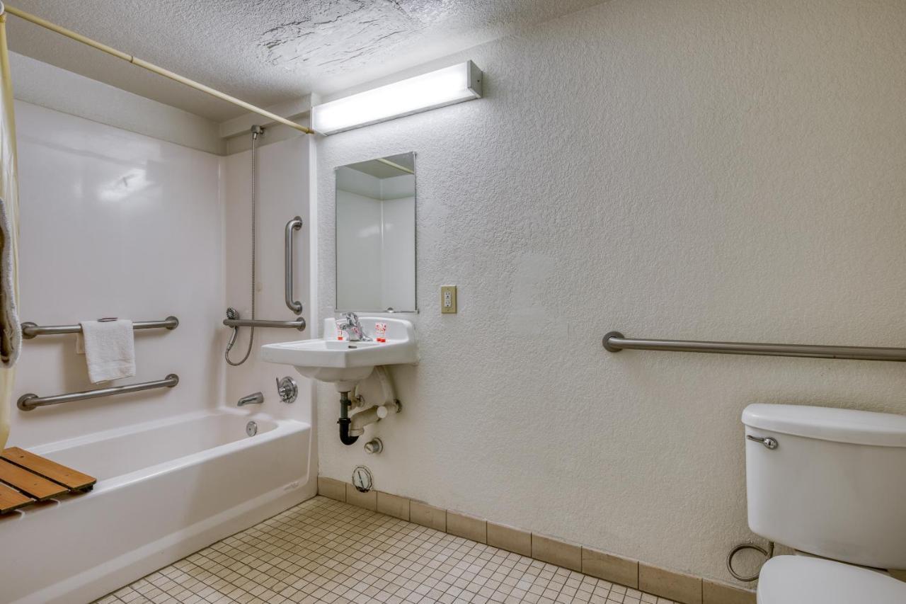 Oyo Hotel Tucson Downtown 外观 照片