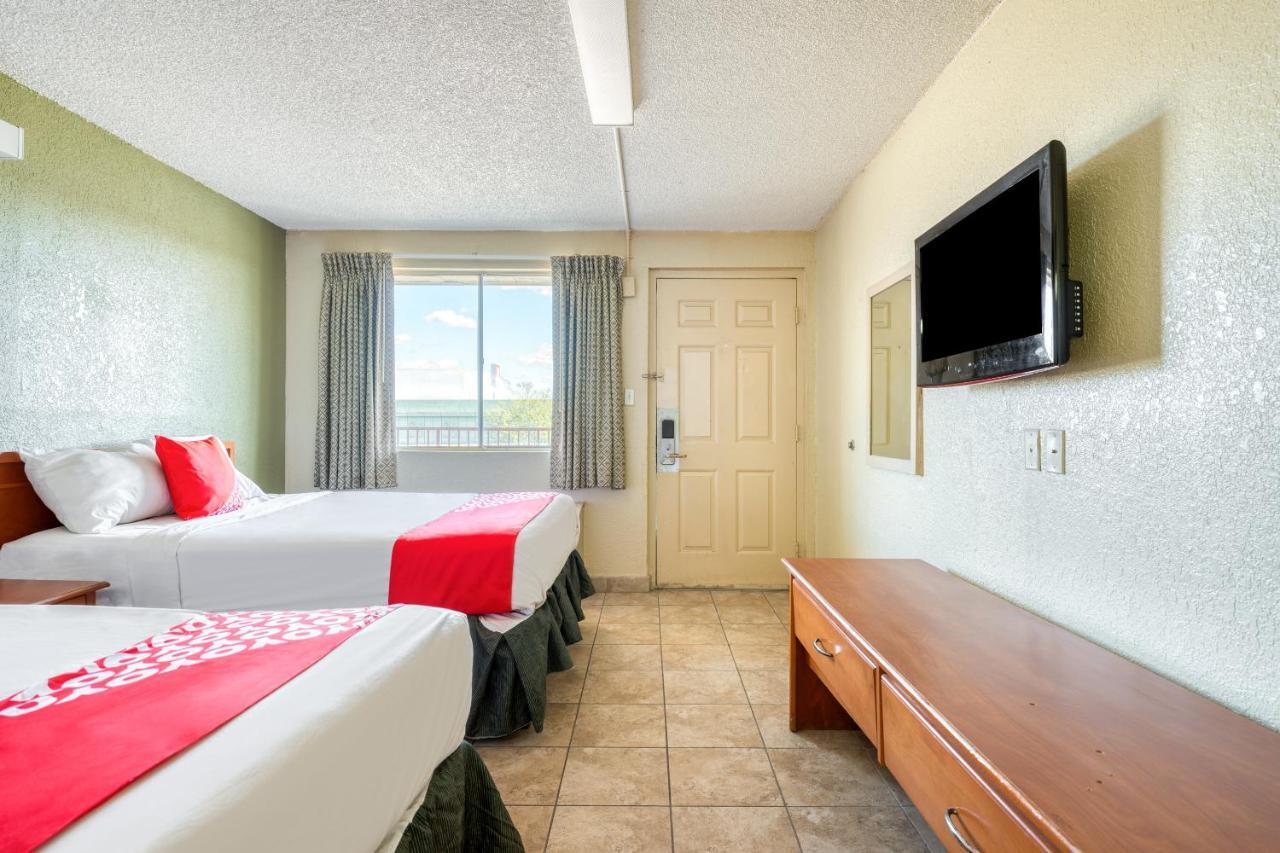 Oyo Hotel Tucson Downtown 外观 照片