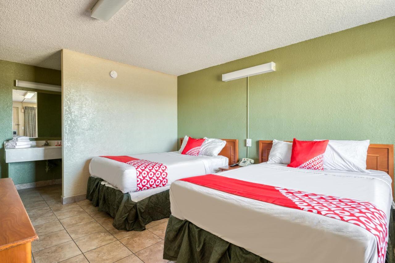 Oyo Hotel Tucson Downtown 外观 照片